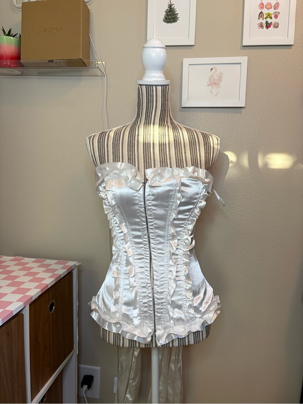 Dreamgirl y2k white Satin Ruffled Corset Top 34